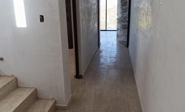 CASA EN VENTA MERIDA, PLAYA CHICXULUB, XTUN HA, TIPO TH EN 2DA FILA, A 2 MESES.