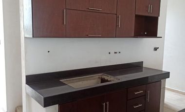 CASA EN VENTA MERIDA, PLAYA CHICXULUB, XTUN HA, TIPO TH EN 2DA FILA, A 2 MESES.