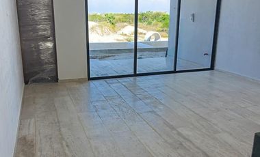 CASA EN VENTA MERIDA, PLAYA CHICXULUB, XTUN HA, TIPO TH EN 2DA FILA, A 2 MESES.
