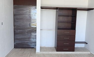 CASA EN VENTA MERIDA, PLAYA CHICXULUB, XTUN HA, TIPO TH EN 2DA FILA, A 2 MESES.