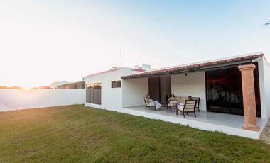 CASA EN VENTA MERIDA, CONKAL, QUINTAS BASPUL, MOD. TUCAN, ENTREGA INMEDIATA.