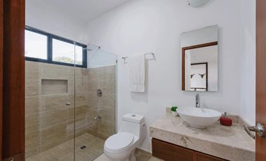 CASA EN VENTA MERIDA, CONKAL, QUINTAS BASPUL, MOD. TUCAN, ENTREGA INMEDIATA.