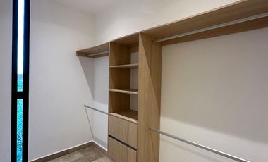 CASA EN VENTA MERIDA, TIXCUYTUN, PAJARO EN PIEDRA, MOD. 135, SEPT 2025.