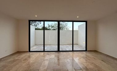 CASA EN VENTA MERIDA, TIXCUYTUN, PAJARO EN PIEDRA, MOD. 135, SEPT 2025.