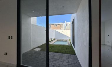 CASA EN VENTA MERIDA, CONKAL, PRIVADA ZENDERA, DICIEMBRE 2025.