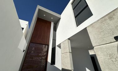 CASA EN VENTA MERIDA, CONKAL, PRIVADA ZENDERA, DICIEMBRE 2025.