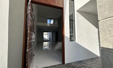 CASA EN VENTA MERIDA, CONKAL, PRIVADA ZENDERA, DICIEMBRE 2025.