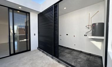 CASA EN VENTA MERIDA, CONKAL, PRIVADA ZENDERA, DICIEMBRE 2025.