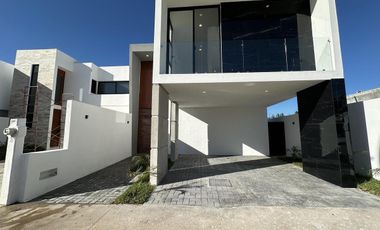 CASA EN VENTA MERIDA, CONKAL, PRIVADA ZENDERA, DICIEMBRE 2025.