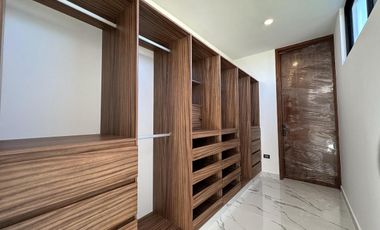 CASA EN VENTA MERIDA, CONKAL, PRIVADA ZENDERA, DICIEMBRE 2025.