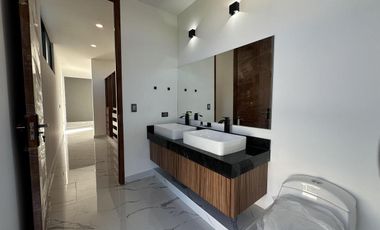 CASA EN VENTA MERIDA, CONKAL, PRIVADA ZENDERA, DICIEMBRE 2025.