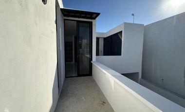 CASA EN VENTA MERIDA, CONKAL, PRIVADA ZENDERA, DICIEMBRE 2025.
