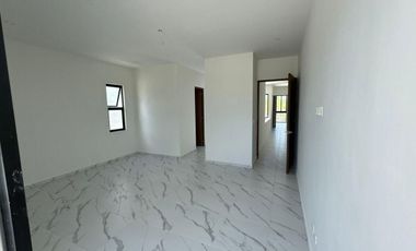 CASA EN VENTA MERIDA, SAN IGNACIO, PRIVADA AIREPURO, ENTREGA INMEDIATA.