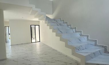 CASA EN VENTA MERIDA, SAN IGNACIO, PRIVADA AIREPURO, ENTREGA INMEDIATA.