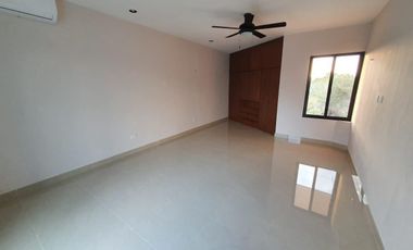 CASA EN VENTA MERIDA, SAN DIEGO CUTZ, PIV. PRADERAS DEL MAYAB, MOD.BOSTE, LISTA