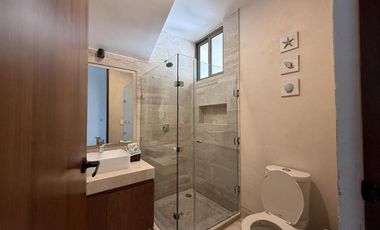 CASA EN VENTA MERIDA, PLAYA TELCHAC, PUERTA DEL MAR, FRENTE AL MAR, LISTO.