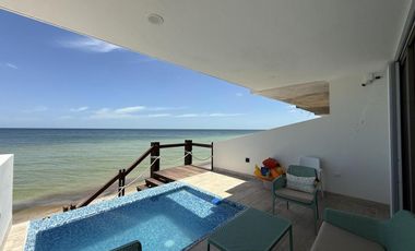 CASA EN VENTA MERIDA, PLAYA TELCHAC, PUERTA DEL MAR, FRENTE AL MAR, LISTO.