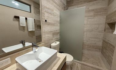 CASA EN VENTA MERIDA, PLAYA TELCHAC, PUERTA DEL MAR, FRENTE AL MAR, LISTO.