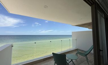 CASA EN VENTA MERIDA, PLAYA TELCHAC, PUERTA DEL MAR, FRENTE AL MAR, LISTO.