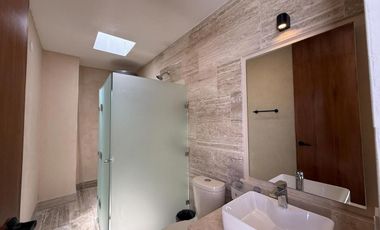 CASA EN VENTA MERIDA, PLAYA TELCHAC, PUERTA DEL MAR, FRENTE AL MAR, LISTO.