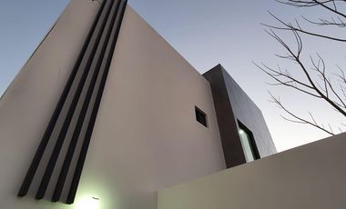 CASA EN VENTA MERIDA, PRIV PRADERAS DEL MAYAB, MOD POS, PREVENTA.