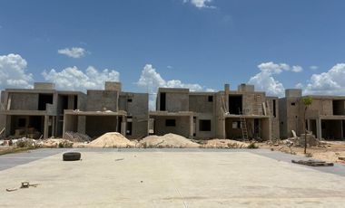 CASA EN VENTA MERIDA, TEMOZON NORTE, PRIVADA ADARA, MOD 205, JUNIO 2026.