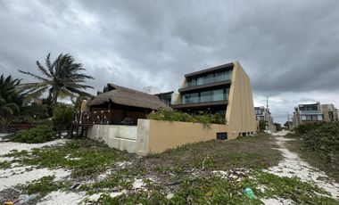 CASA EN VENTA MERIDA, PLAYA SAN BENITO FRENTE AL MAR, ENTREGA INMEDIATA.