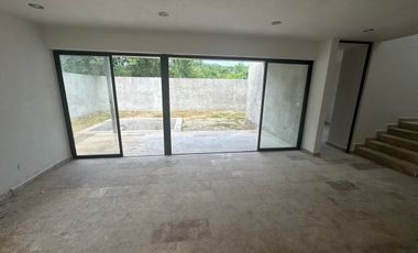 CASA EN VENTA MERIDA, CHOLUL, PRIVADA ALMA RESIDENCIAL, MOD. A, OCTUBRE 2025.