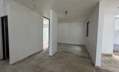 CASA EN VENTA MERIDA, CHOLUL, PRIVADA ALMA RESIDENCIAL, MOD. A, OCTUBRE 2025.