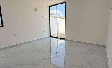 CASA EN VENTA MERIDA, TEMOZON, CASA TEMOZEN, ENTREGA INMEDIATA.