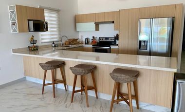 CASA EN VENTA MERIDA, PLAYA SAN BENITO, COSTA L'ARIA FRENTE AL MAR, LISTA.