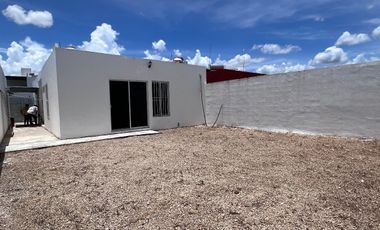 CASA EN RENTA EN GRAN SANTA FE NORTE, AMUEBLADA, LISTA.