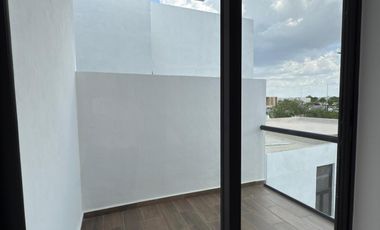 CASA EN VENTA MERIDA, EN GRAN SAN PEDRO CHOLUL, PRIVADA XCANATUN, LISTA.