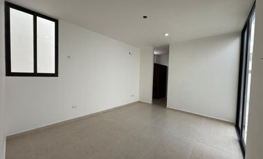 CASA EN VENTA MERIDA, EN GRAN SAN PEDRO CHOLUL, PRIVADA XCANATUN, LISTA.