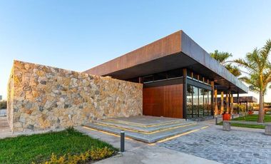 CASA EN VENTA MERIDA, CONKAL EN PRIVADA TAMORA, ENTREGA INMEDIATA.