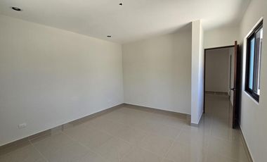 CASA EN VENTA MERIDA SAN DIEGO CUTZ PRIV PRADERAS DEL MAYAB MOD. KAN A 6 MESES