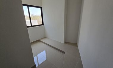 CASA EN VENTA MERIDA SAN DIEGO CUTZ PRIV PRADERAS DEL MAYAB MOD. KAN A 6 MESES