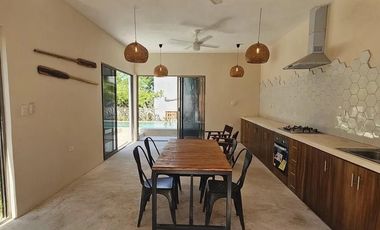 CASA EN VENTA MERIDA, PLAYA SAN CRISANTO, CASA MANGLAR FRENTE A LA CIENEGA