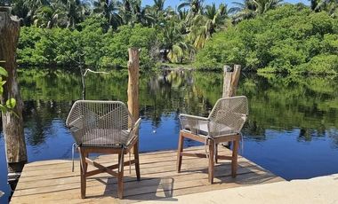 CASA EN VENTA MERIDA, PLAYA SAN CRISANTO, CASA MANGLAR FRENTE A LA CIENEGA