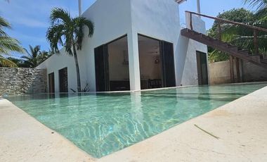 CASA EN VENTA MERIDA, PLAYA SAN CRISANTO, CASA MANGLAR FRENTE A LA CIENEGA