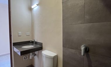 CASA EN VENTA MERIDA, PLAYA CHELEM, ZYAN, A 350M DEL MAR, ENTREGA INMEDIATA.