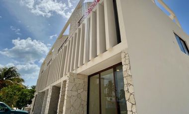 CASA EN VENTA MERIDA, PLAYA CHELEM, ZYAN, A 350M DEL MAR, ENTREGA INMEDIATA.