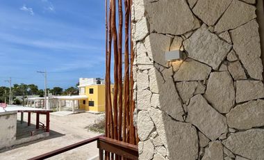 CASA EN VENTA MERIDA, PLAYA CHELEM, ZYAN, A 350M DEL MAR, ENTREGA INMEDIATA.