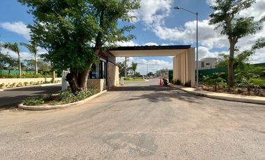 CASA EN VENTA MERIDA, CONKAL, PRIVADA NADIRA, MOD NAZARET PLUS, 4 REC, DIC 2025.