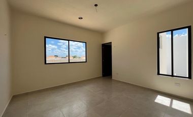 CASA EN VENTA MERIDA, CONKAL, PRIVADA NADIRA, MOD NAZARET PLUS, 4 REC, DIC 2025.