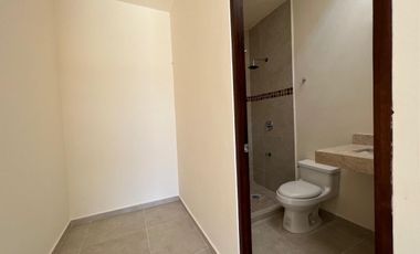 CASA EN VENTA MERIDA, CONKAL, PRIVADA NADIRA, MOD NAZARET PLUS, 4 REC, DIC 2025.