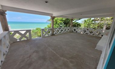 CASA EN VENTA MERIDA, PLAYA CHUBURNA PUERTO, 1 PLANTA FRENTE AL MAR, LISTA.