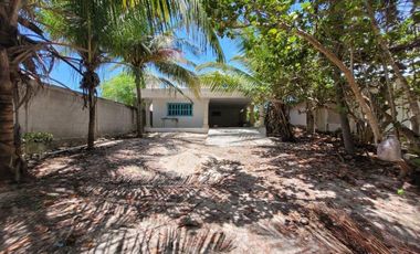 CASA EN VENTA MERIDA, PLAYA CHUBURNA PUERTO, 1 PLANTA FRENTE AL MAR, LISTA.