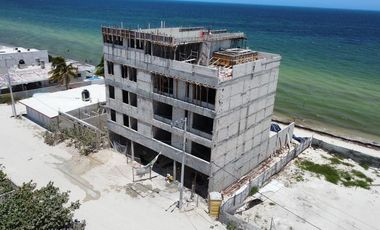 DEPARTAMENTO EN VENTA MERIDA, PLAYA TELCHAC, SEVENNA, MOD. CARACOL, AGO 2025.