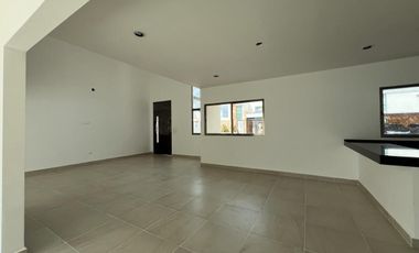 CASA EN VENTA MERIDA, SAN DIEGO CUTZ, MODELO 3, ENTREGA INMEDIATA.